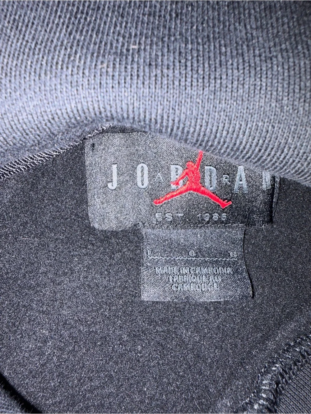 Jordan Men’s Large Paris Saint Germain Black Pullover Hoodie. France. Soccer.